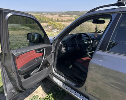 Серый БМВ Х3, объемом двигателя 2 л и пробегом 200 тыс. км за 12500 $, фото 5 на Automoto.ua