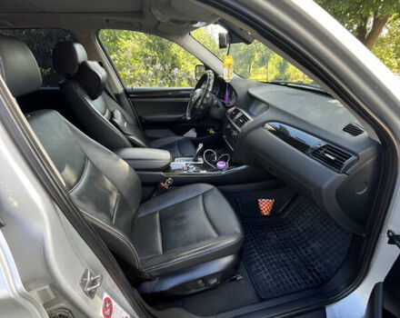 Сірий БМВ Х3, об'ємом двигуна 2 л та пробігом 205 тис. км за 12000 $, фото 27 на Automoto.ua