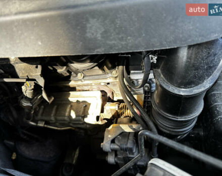 Серый БМВ Х3, объемом двигателя 2 л и пробегом 287 тыс. км за 15000 $, фото 14 на Automoto.ua