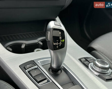 Серый БМВ Х3, объемом двигателя 2 л и пробегом 150 тыс. км за 14399 $, фото 68 на Automoto.ua