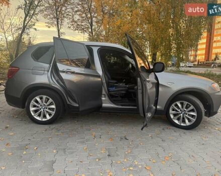 Серый БМВ Х3, объемом двигателя 2 л и пробегом 303 тыс. км за 13000 $, фото 5 на Automoto.ua