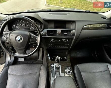 Серый БМВ Х3, объемом двигателя 2 л и пробегом 156 тыс. км за 14500 $, фото 2 на Automoto.ua