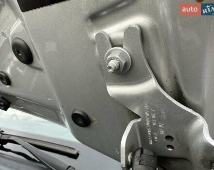 Серый БМВ Х3, объемом двигателя 2 л и пробегом 150 тыс. км за 14399 $, фото 91 на Automoto.ua