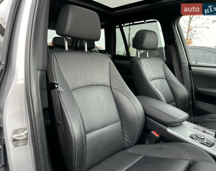 Серый БМВ Х3, объемом двигателя 2 л и пробегом 150 тыс. км за 14399 $, фото 87 на Automoto.ua