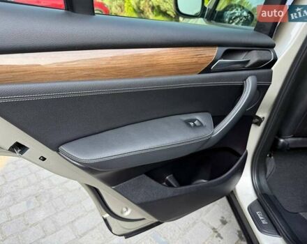 Серый БМВ Х3, объемом двигателя 2 л и пробегом 194 тыс. км за 13650 $, фото 28 на Automoto.ua