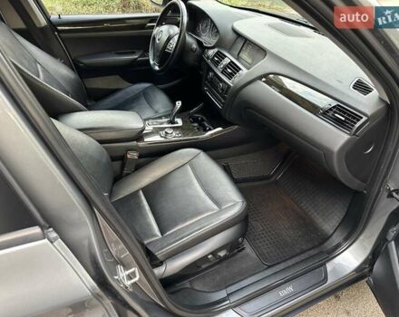Серый БМВ Х3, объемом двигателя 2 л и пробегом 156 тыс. км за 14500 $, фото 18 на Automoto.ua