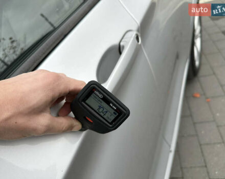 Серый БМВ Х3, объемом двигателя 2 л и пробегом 150 тыс. км за 14399 $, фото 97 на Automoto.ua