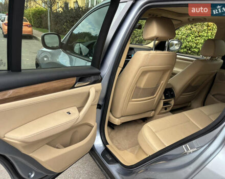 Серый БМВ Х3, объемом двигателя 2 л и пробегом 152 тыс. км за 11500 $, фото 10 на Automoto.ua