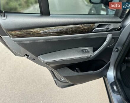 Серый БМВ Х3, объемом двигателя 2 л и пробегом 156 тыс. км за 14500 $, фото 14 на Automoto.ua