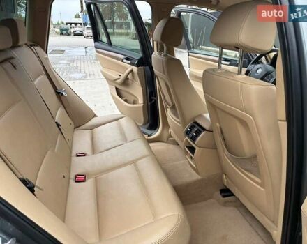 Серый БМВ Х3, объемом двигателя 2 л и пробегом 193 тыс. км за 13200 $, фото 5 на Automoto.ua