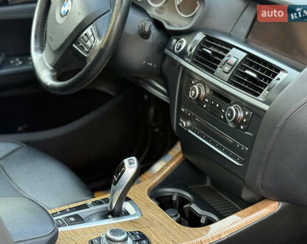 Серый БМВ Х3, объемом двигателя 2 л и пробегом 194 тыс. км за 13650 $, фото 25 на Automoto.ua