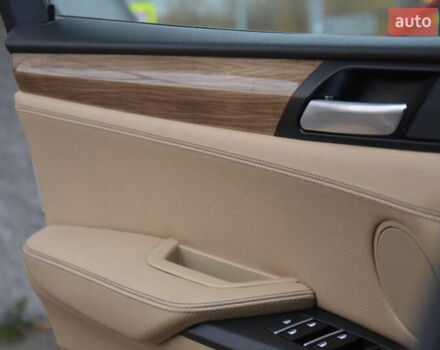 Серый БМВ Х3, объемом двигателя 2 л и пробегом 158 тыс. км за 12850 $, фото 69 на Automoto.ua