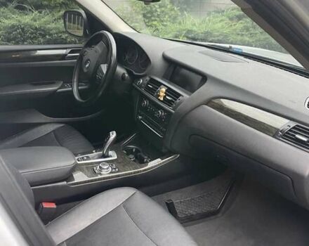 Серый БМВ Х3, объемом двигателя 2 л и пробегом 210 тыс. км за 12000 $, фото 9 на Automoto.ua