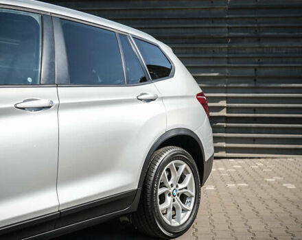 Серый БМВ Х3, объемом двигателя 3.01 л и пробегом 179 тыс. км за 17712 $, фото 4 на Automoto.ua