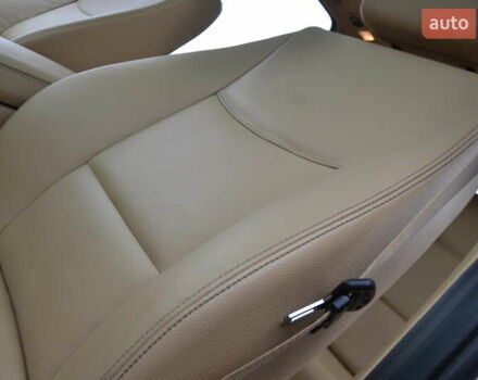 Серый БМВ Х3, объемом двигателя 2 л и пробегом 158 тыс. км за 12850 $, фото 41 на Automoto.ua