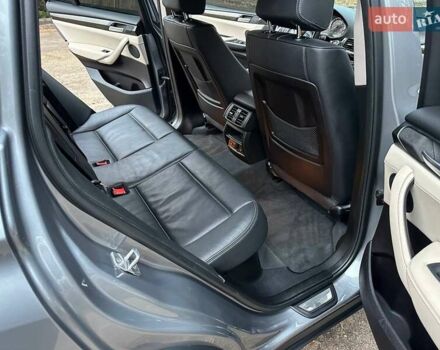 Серый БМВ Х3, объемом двигателя 2 л и пробегом 246 тыс. км за 17000 $, фото 18 на Automoto.ua