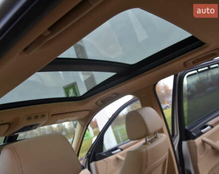 Серый БМВ Х3, объемом двигателя 2 л и пробегом 158 тыс. км за 12850 $, фото 52 на Automoto.ua