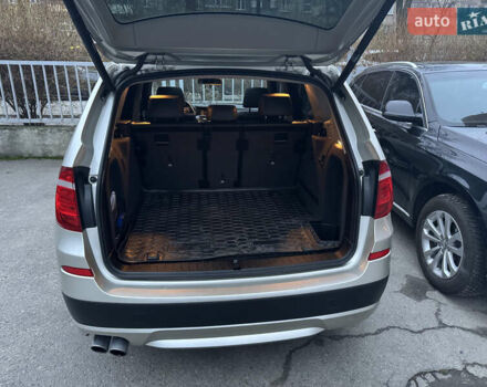 Серый БМВ Х3, объемом двигателя 2 л и пробегом 144 тыс. км за 14000 $, фото 10 на Automoto.ua