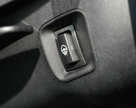 Серый БМВ Х3, объемом двигателя 3.01 л и пробегом 179 тыс. км за 17712 $, фото 22 на Automoto.ua