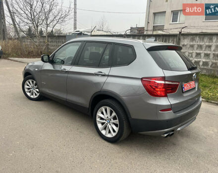 Серый БМВ Х3, объемом двигателя 2 л и пробегом 166 тыс. км за 13400 $, фото 6 на Automoto.ua