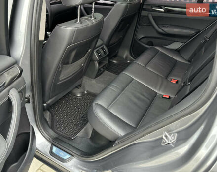 Серый БМВ Х3, объемом двигателя 2 л и пробегом 190 тыс. км за 19900 $, фото 16 на Automoto.ua