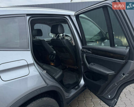 Серый БМВ Х3, объемом двигателя 2 л и пробегом 185 тыс. км за 13000 $, фото 15 на Automoto.ua