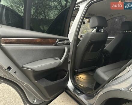 Серый БМВ Х3, объемом двигателя 2 л и пробегом 194 тыс. км за 16800 $, фото 23 на Automoto.ua