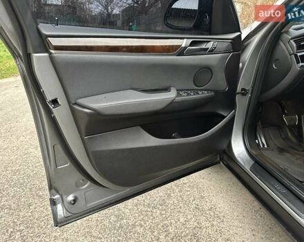 Серый БМВ Х3, объемом двигателя 2 л и пробегом 194 тыс. км за 16800 $, фото 24 на Automoto.ua