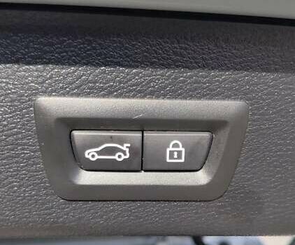 Серый БМВ Х3, объемом двигателя 2 л и пробегом 120 тыс. км за 15500 $, фото 9 на Automoto.ua