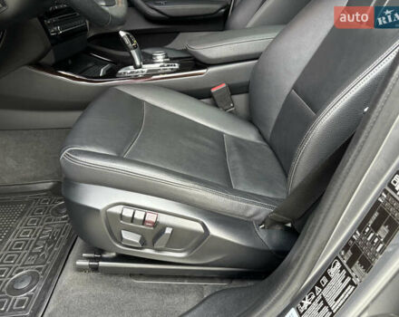 Серый БМВ Х3, объемом двигателя 2 л и пробегом 190 тыс. км за 19900 $, фото 10 на Automoto.ua