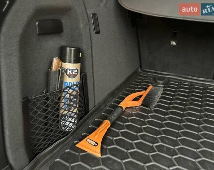 Серый БМВ Х3, объемом двигателя 2 л и пробегом 194 тыс. км за 16800 $, фото 41 на Automoto.ua