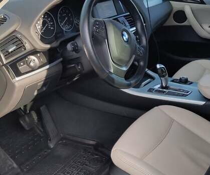 Серый БМВ Х3, объемом двигателя 2 л и пробегом 120 тыс. км за 15500 $, фото 24 на Automoto.ua