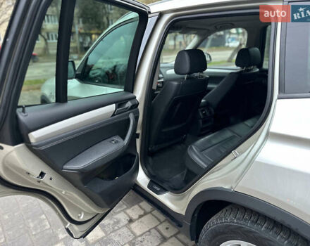 Серый БМВ Х3, объемом двигателя 2 л и пробегом 250 тыс. км за 19900 $, фото 19 на Automoto.ua