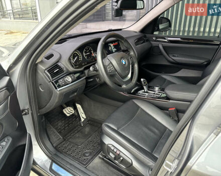 Серый БМВ Х3, объемом двигателя 2 л и пробегом 190 тыс. км за 19900 $, фото 3 на Automoto.ua