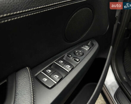 Серый БМВ Х3, объемом двигателя 2 л и пробегом 175 тыс. км за 15000 $, фото 13 на Automoto.ua