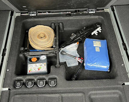 Серый БМВ Х3, объемом двигателя 2 л и пробегом 169 тыс. км за 19300 $, фото 22 на Automoto.ua