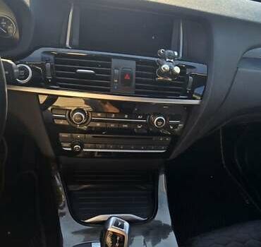 Серый БМВ Х3, объемом двигателя 3 л и пробегом 210 тыс. км за 19200 $, фото 10 на Automoto.ua