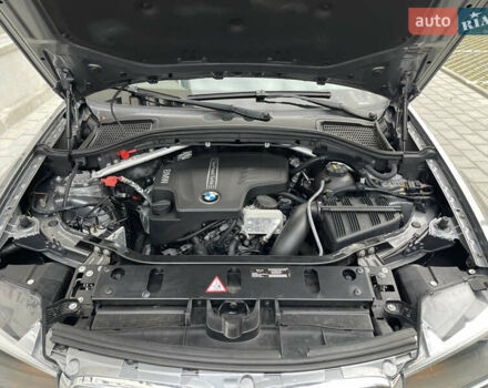 Серый БМВ Х3, объемом двигателя 2 л и пробегом 155 тыс. км за 15000 $, фото 35 на Automoto.ua