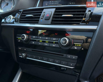 Серый БМВ Х3, объемом двигателя 2 л и пробегом 175 тыс. км за 15000 $, фото 15 на Automoto.ua