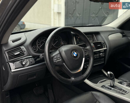 Серый БМВ Х3, объемом двигателя 2 л и пробегом 175 тыс. км за 15000 $, фото 9 на Automoto.ua