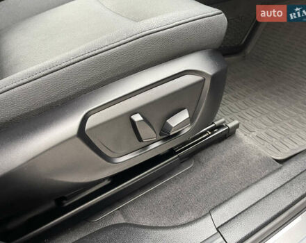 Серый БМВ Х3, объемом двигателя 2 л и пробегом 155 тыс. км за 15000 $, фото 25 на Automoto.ua