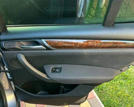 Сірий БМВ Х3, об'ємом двигуна 2 л та пробігом 150 тис. км за 20000 $, фото 27 на Automoto.ua