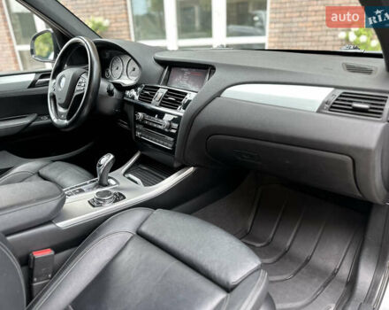 Серый БМВ Х3, объемом двигателя 3 л и пробегом 158 тыс. км за 19990 $, фото 19 на Automoto.ua