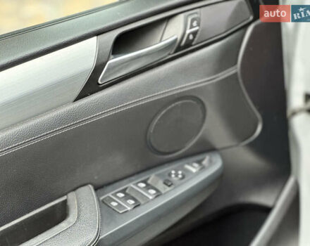 Серый БМВ Х3, объемом двигателя 3 л и пробегом 158 тыс. км за 19990 $, фото 16 на Automoto.ua