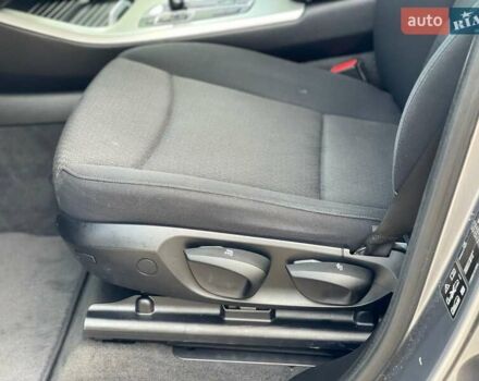 Сірий БМВ Х3, об'ємом двигуна 2 л та пробігом 121 тис. км за 19950 $, фото 25 на Automoto.ua