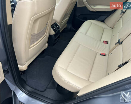 Серый БМВ Х3, объемом двигателя 2 л и пробегом 178 тыс. км за 21800 $, фото 13 на Automoto.ua