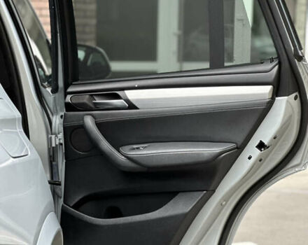 Серый БМВ Х3, объемом двигателя 3 л и пробегом 158 тыс. км за 19990 $, фото 32 на Automoto.ua