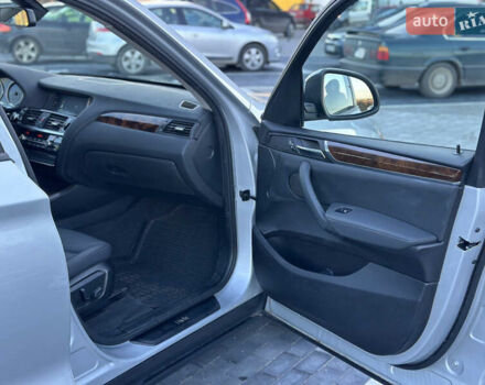 Серый БМВ Х3, объемом двигателя 2 л и пробегом 165 тыс. км за 14400 $, фото 12 на Automoto.ua