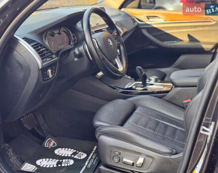 Сірий БМВ Х3, об'ємом двигуна 2 л та пробігом 164 тис. км за 25900 $, фото 76 на Automoto.ua