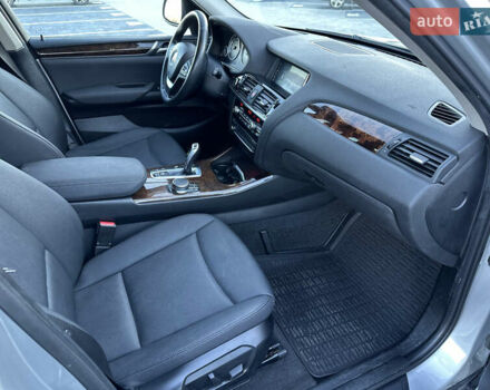 Серый БМВ Х3, объемом двигателя 2 л и пробегом 165 тыс. км за 14400 $, фото 13 на Automoto.ua